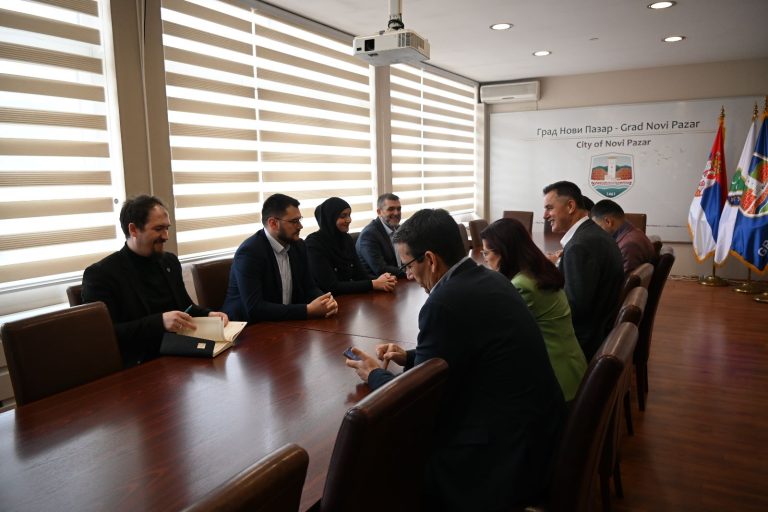 Delegacija BNV posjetila gradonačelnika Novog Pazara