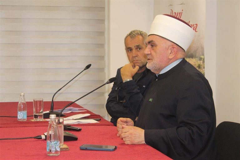 Muftija Dudić na trbini u Mostaru: Važno je da budemo jedni sa drugima, jer su nam problemi identični